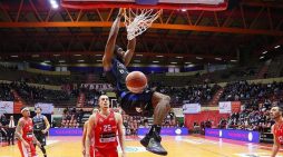 Basket, A2 –  Il Latina perde contro Chiusi